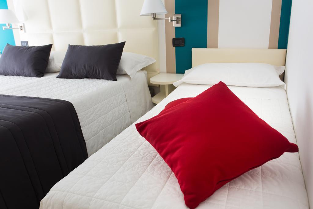 Hotel Flora Milano Marittima Chambre photo