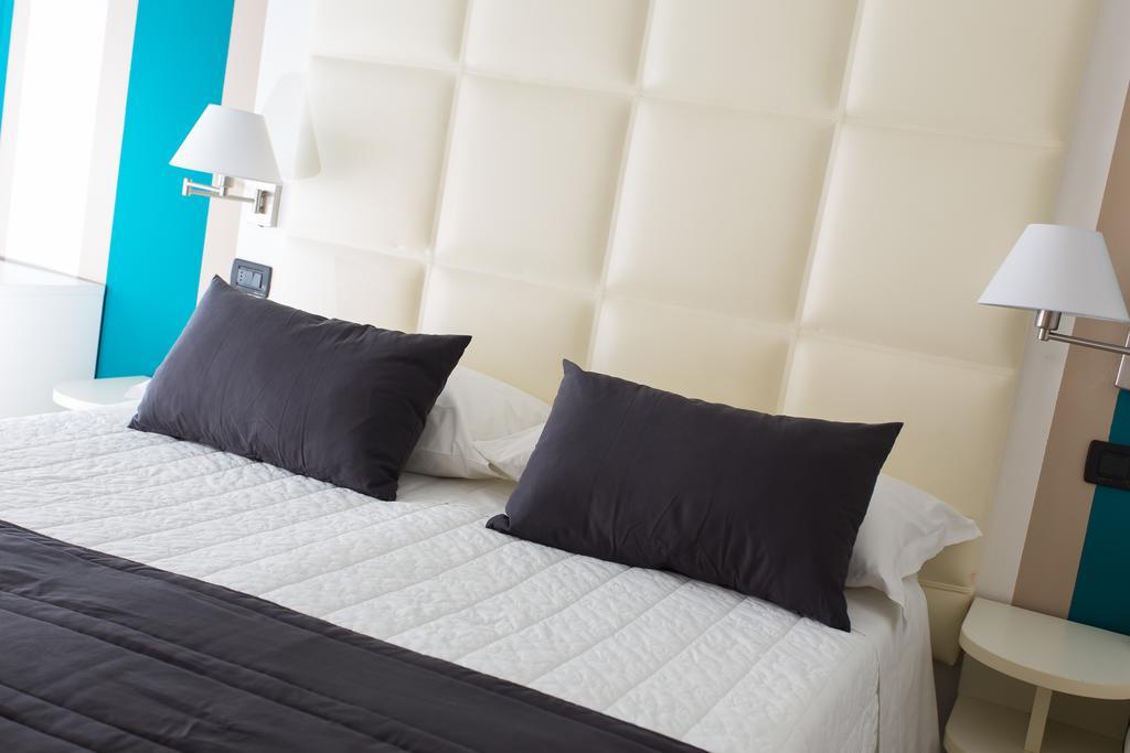 Hotel Flora Milano Marittima Extérieur photo