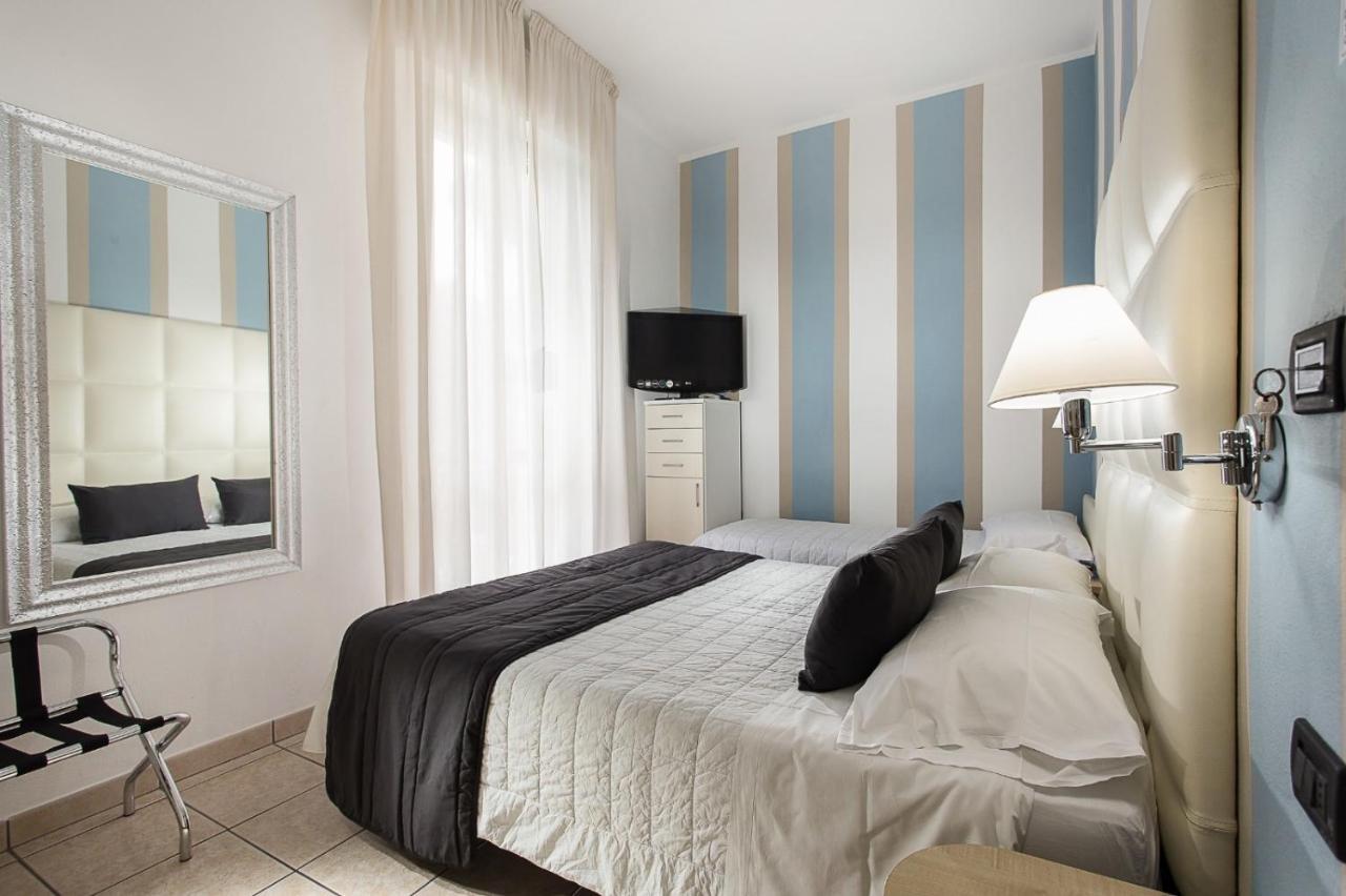 Hotel Flora Milano Marittima Extérieur photo