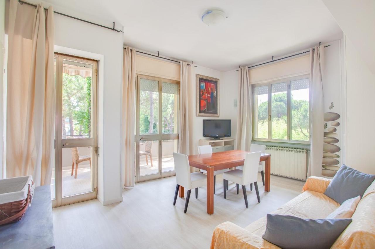 Hotel Flora Milano Marittima Extérieur photo