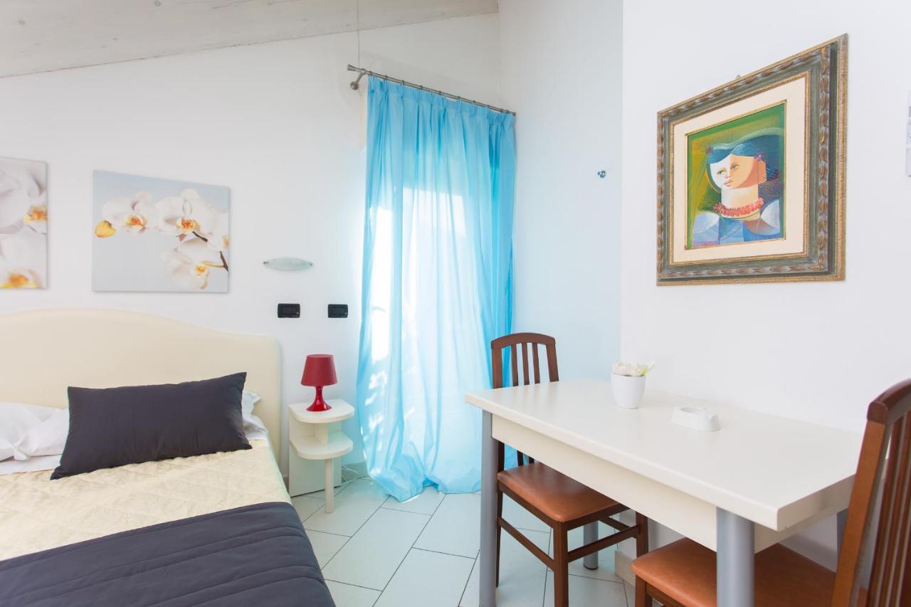 Hotel Flora Milano Marittima Extérieur photo